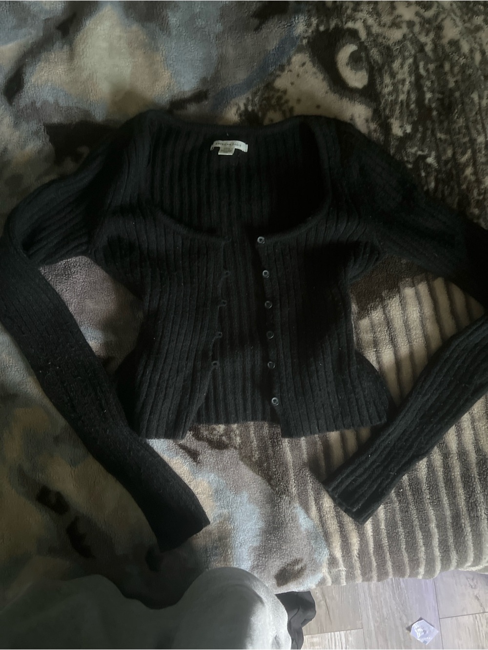 American Eagle Outfitters Black Ribbed Button-Up Crop Cardigan